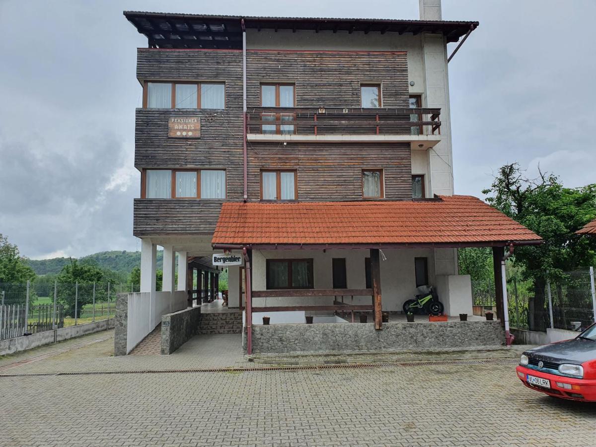 Pensiunea Anais Tetoiu Dış mekan fotoğraf